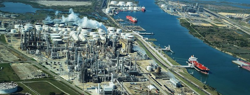 TAuch_Infrastructure_Refineries-Citgo_Valero_Polymers-CorpusChristi_TX-LightHawk_Nov2019(1)